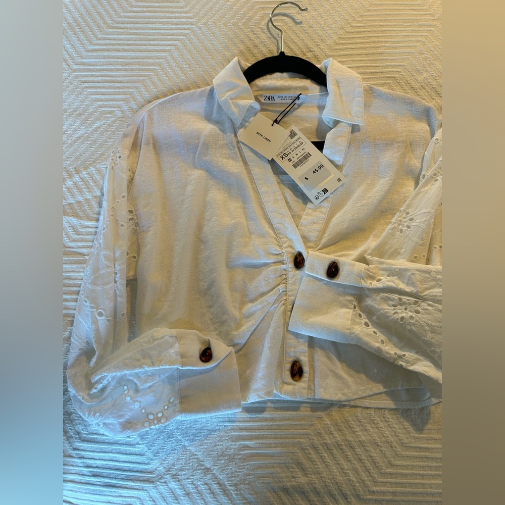 Zara White Crop Button Down Shirt